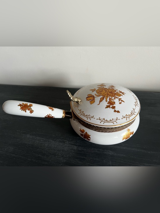 Other - Vintage Hollywood Regency Andrea by Sadek Porcelain Silent Butler Crumb Catcher